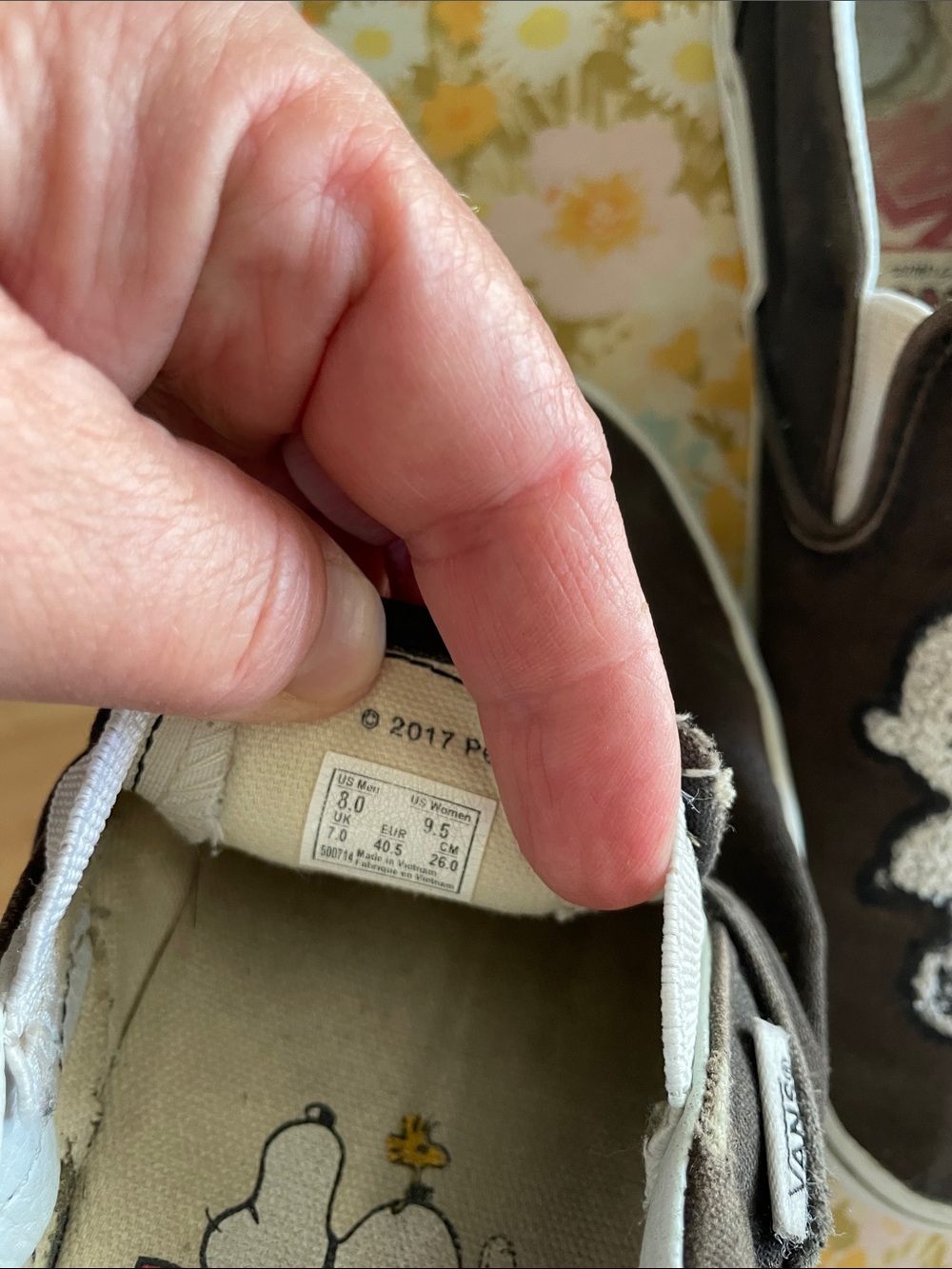 Peanuts vans 9.5 women’s, snoopy - Picture 6 of 6